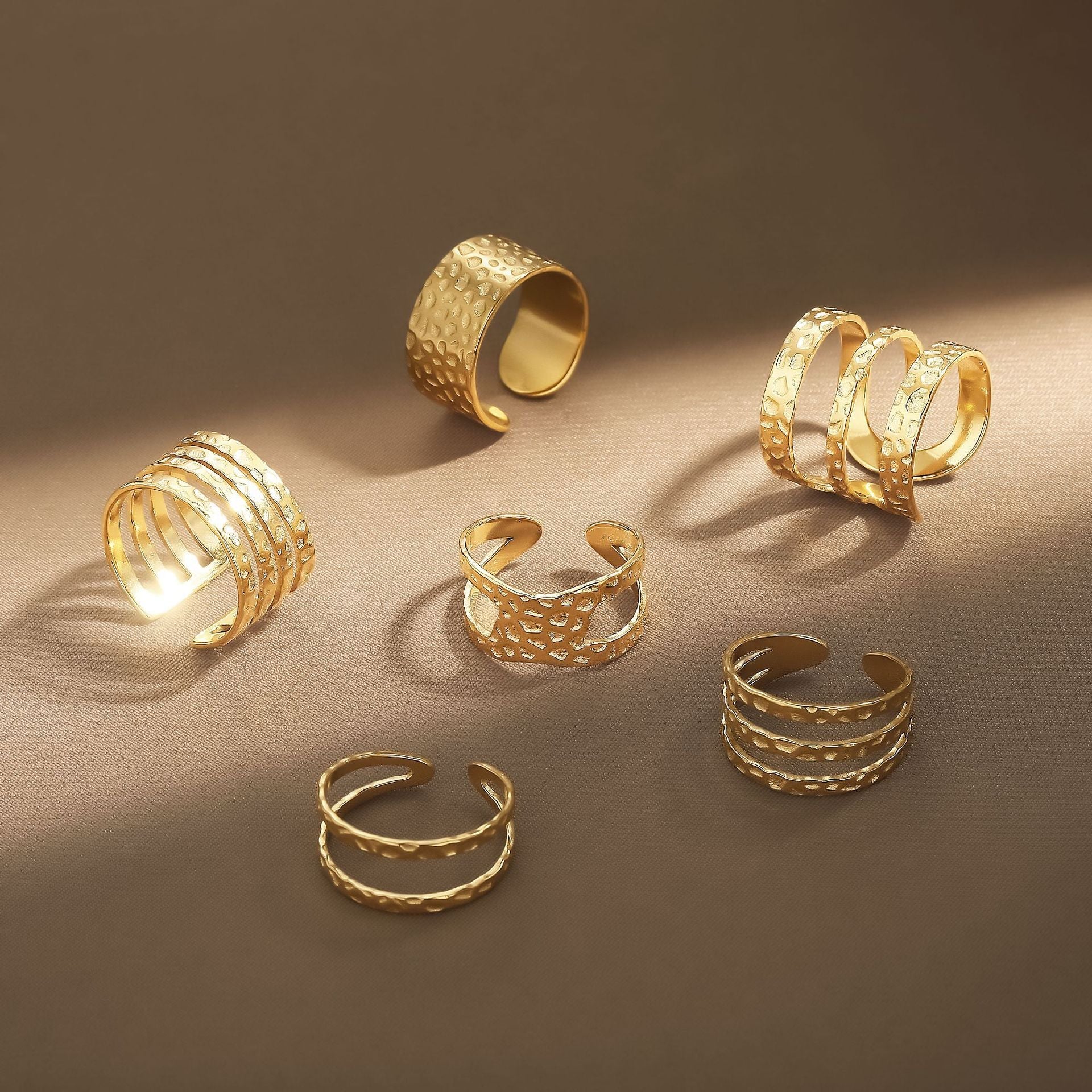 Romantic Gold Ring for Special Moments
