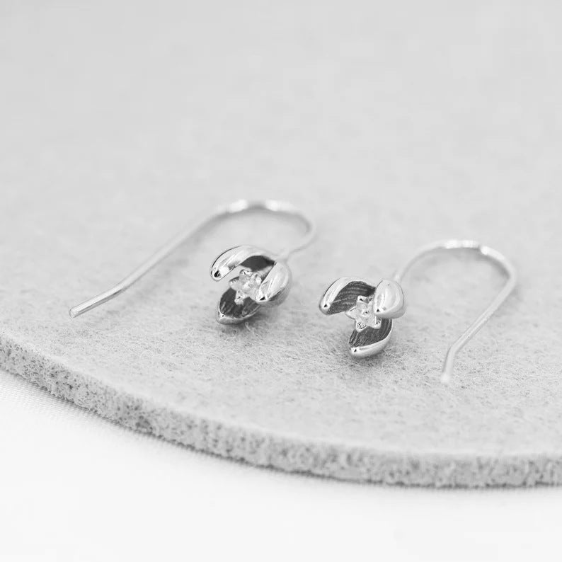 Elegant Silver Earring for Every Occasion