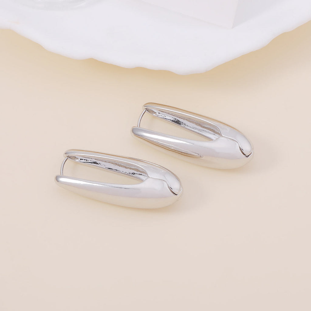 Charming Piece for Any Occasion