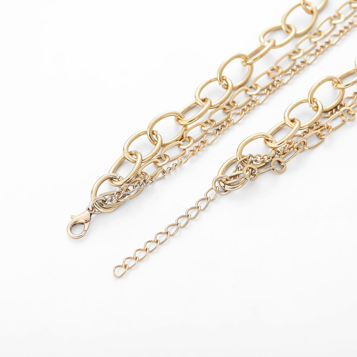 Classic Gold Necklace with Timeless Appeal