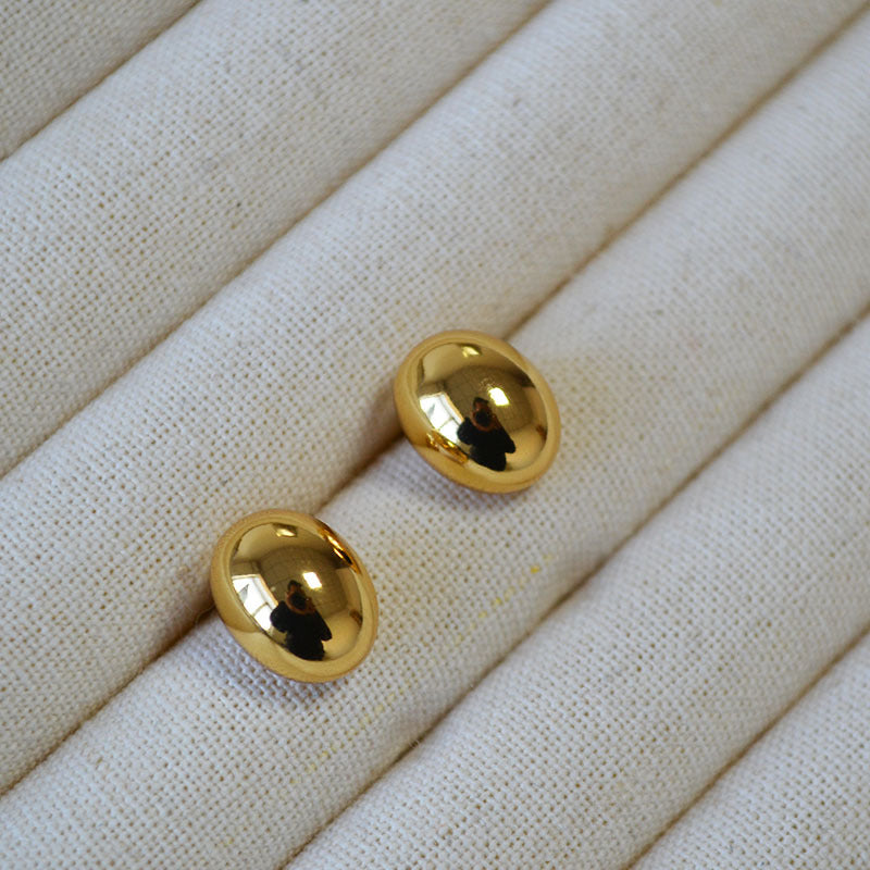 Vintage Handmade Gold Earring