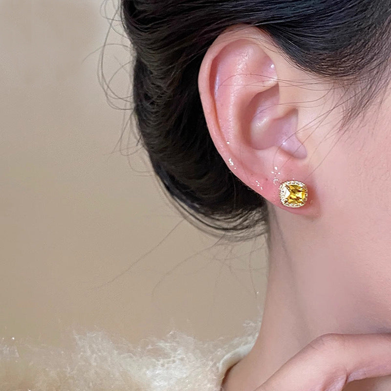Romantic Earring for Special Moments