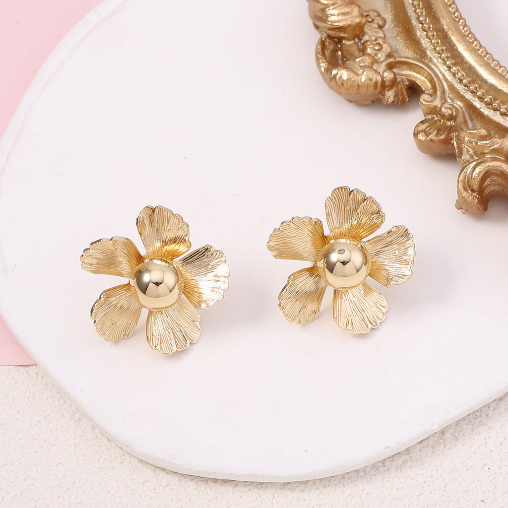 Classic Earring with Timeless Appeal