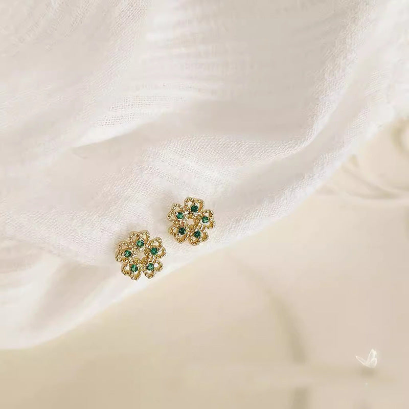 Romantic Earring for Special Moments