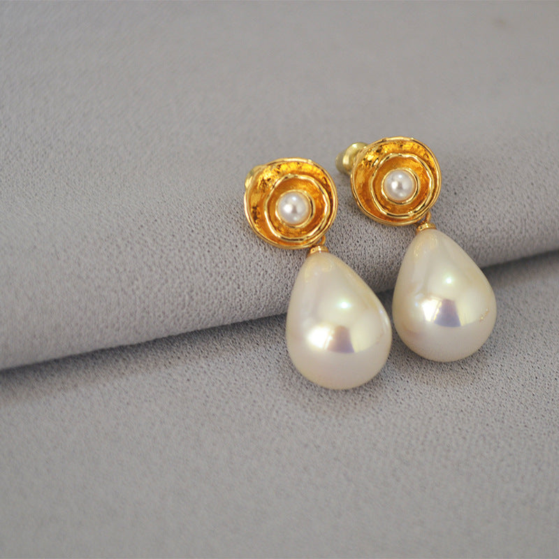 Delicate Artisan Gold Earring