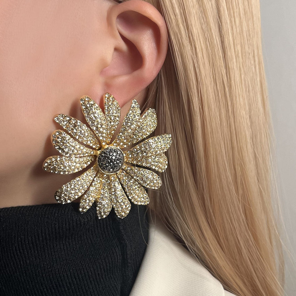 Elegant Earring for Every Occasion