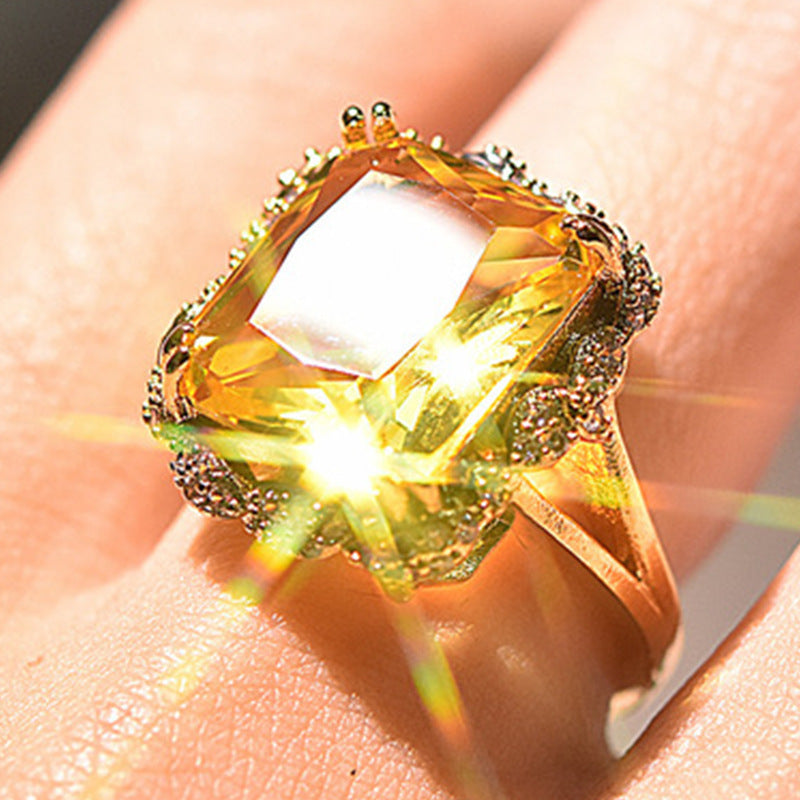 Stunning Gold Ring for Daily Wear