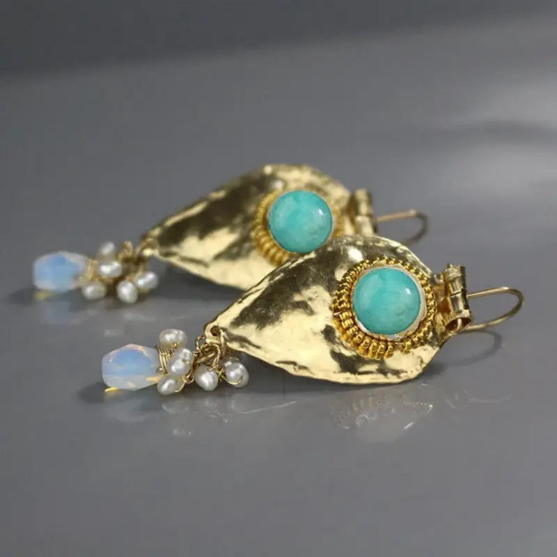 Classic Earring with Timeless Appeal