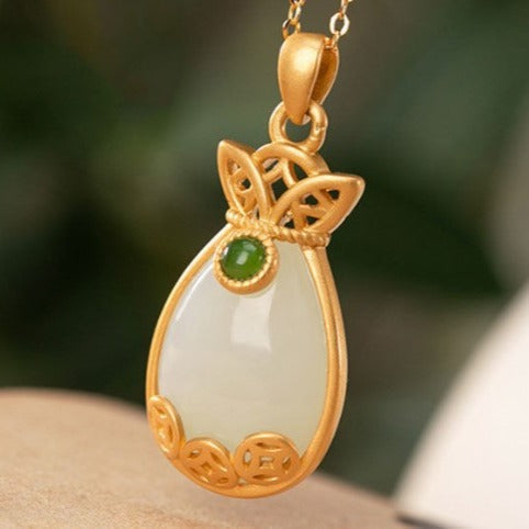 Beautiful Pendant with Unique Style