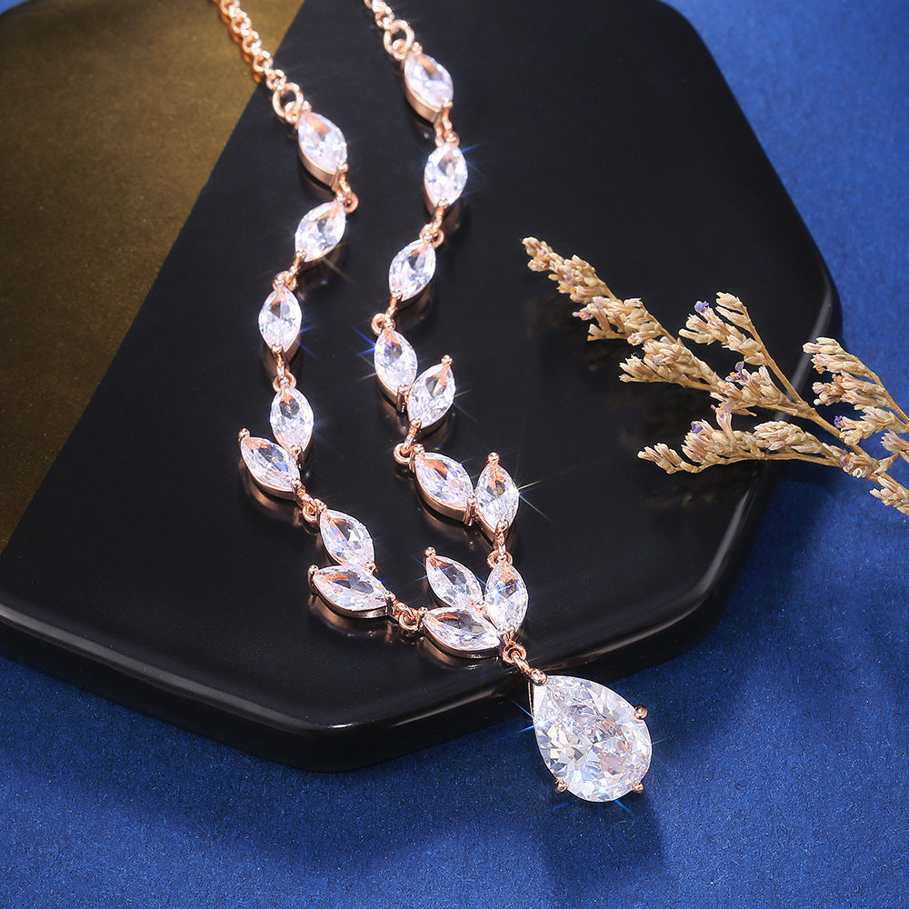 Charming Piece for Any Occasion
