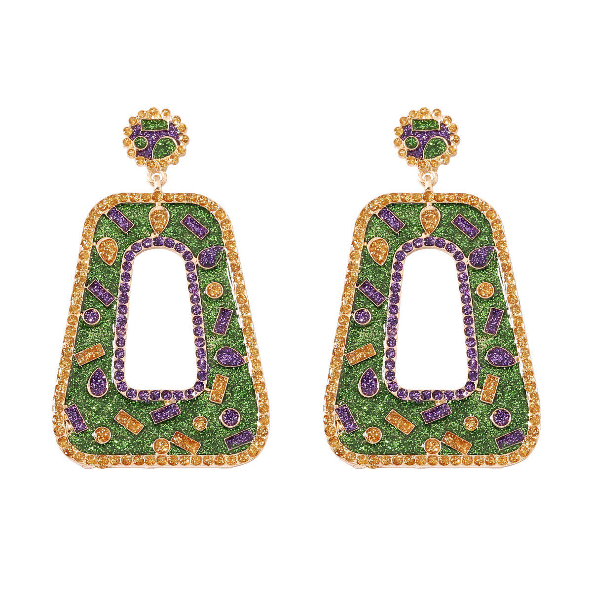 Charming Earring for Any Occasion