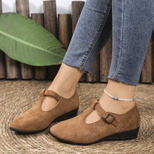 Graceful Orthopedic Shoes for Modern Look