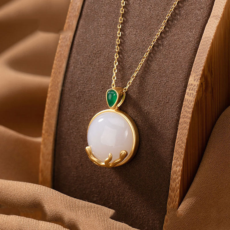 Elegant Silver Necklace for Every Occasion