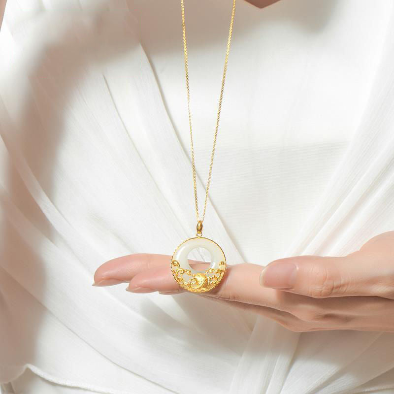 Stunning Necklace for Daily Wear