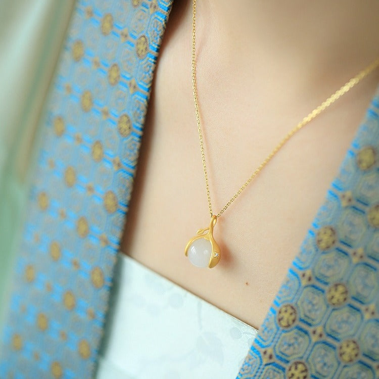 Elegant Gold Necklace for Every Occasion