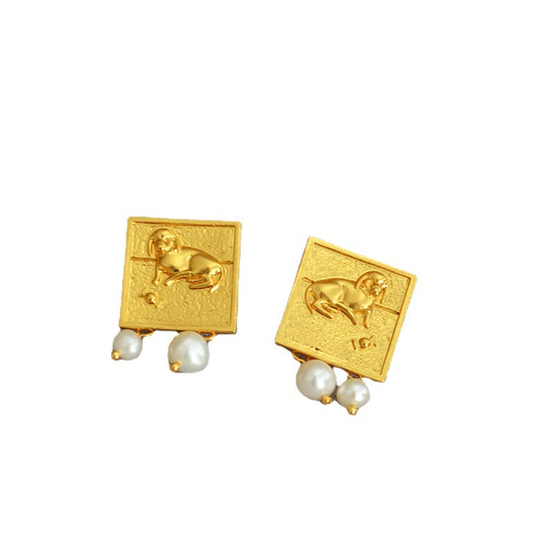 Vintage Handmade Gold Earring
