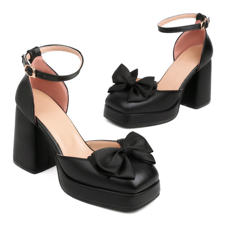 Chic Orthopedic Sandals with Unique Design