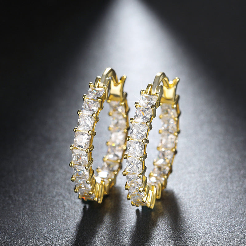 Vintage Handmade Gold Earring