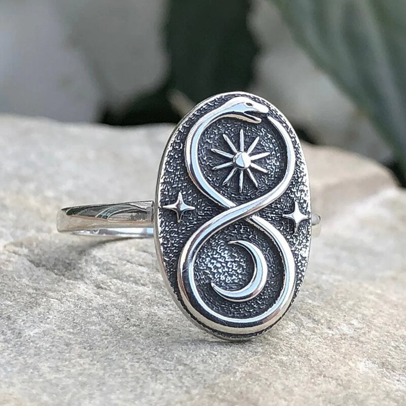 Charming Piece for Any Occasion