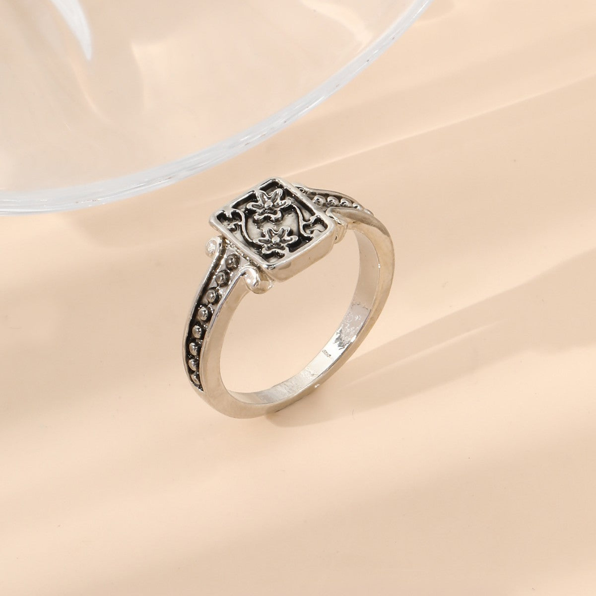 Classic Silver Ring with Timeless Appeal