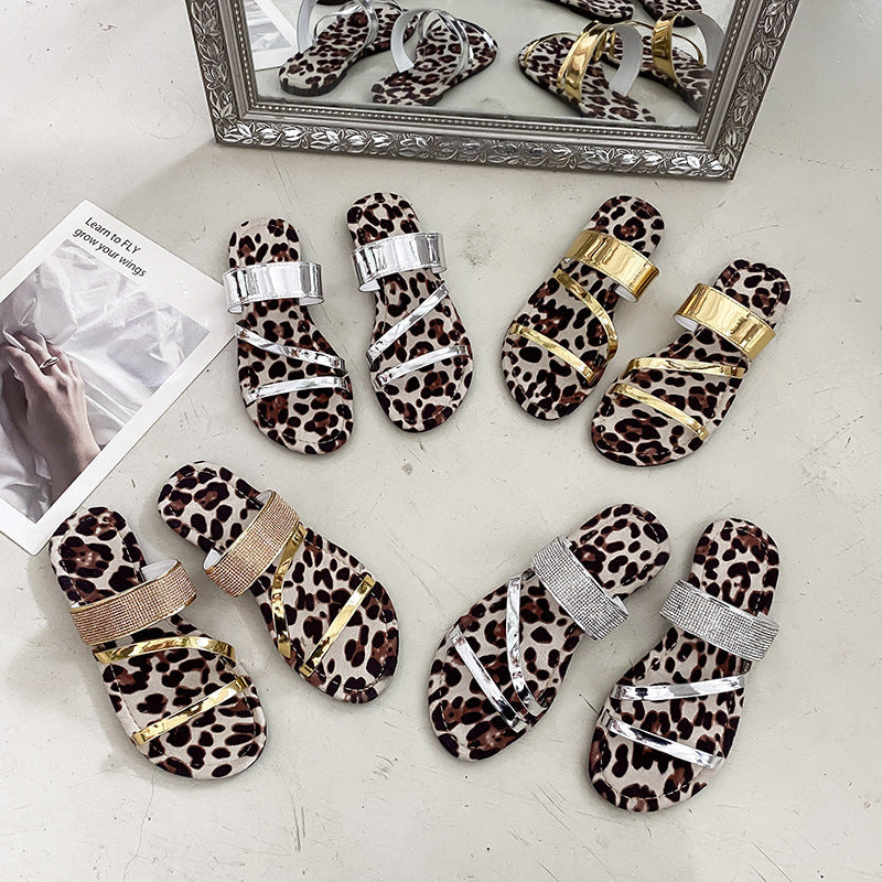 Chic Orthopedic Sandals with Unique Design