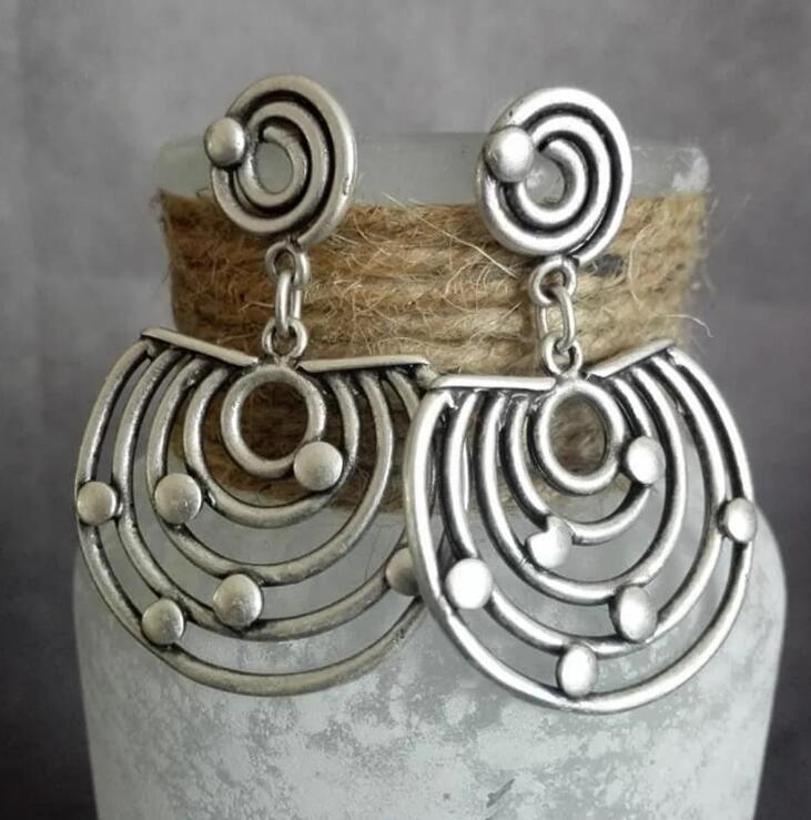 Vintage Handmade Earring