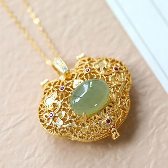 Vintage Handmade Gold Necklace