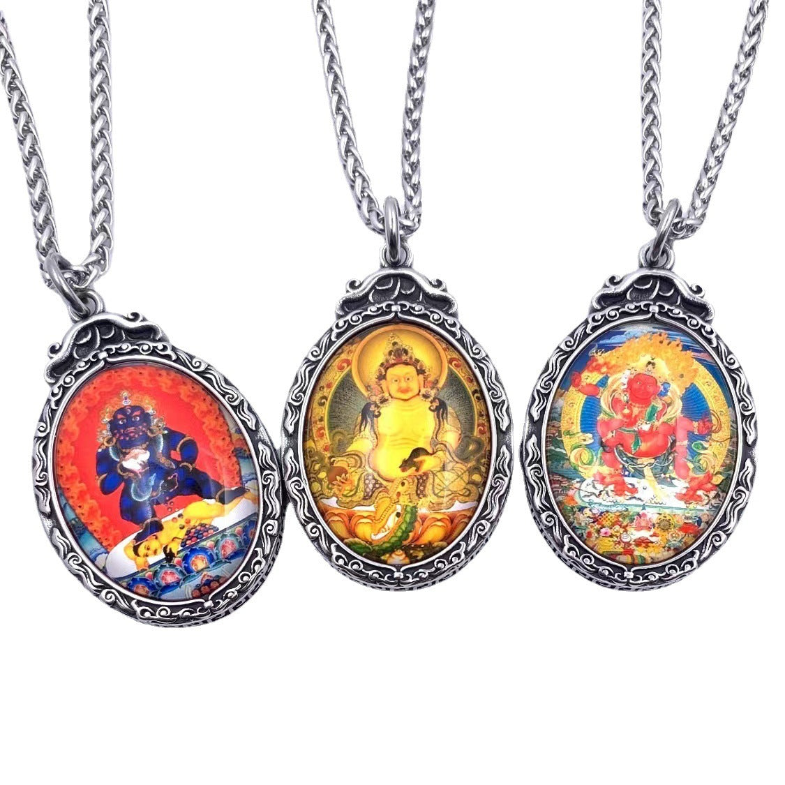 Charming Pendant for Any Occasion
