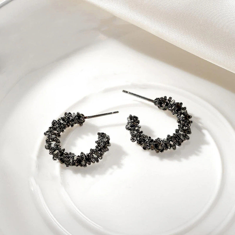 Classic Earring with Timeless Appeal
