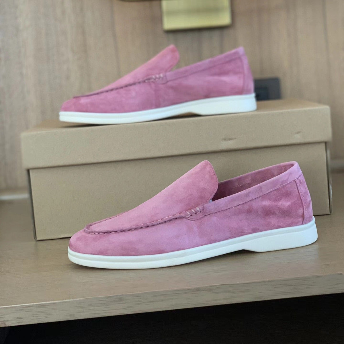 Chic Orthopedic Shoes with Unique Design