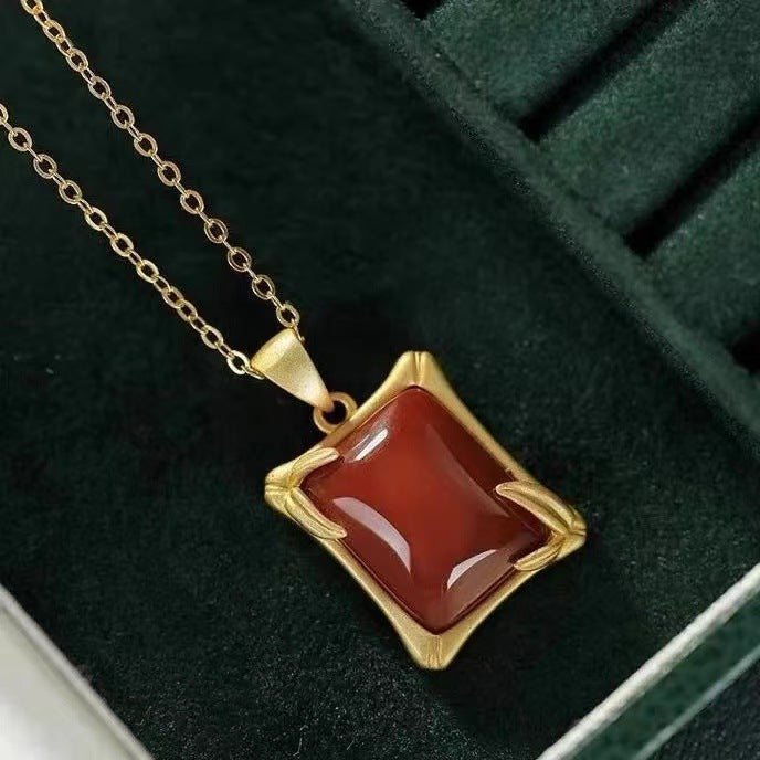 Romantic Silver Pendant for Special Moments