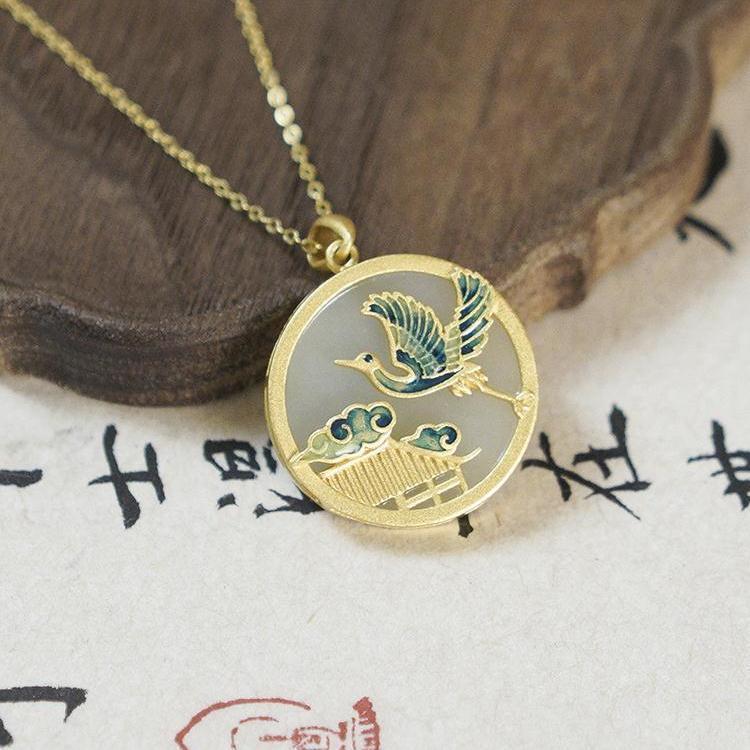 Charming Silver Necklace for Any Occasion