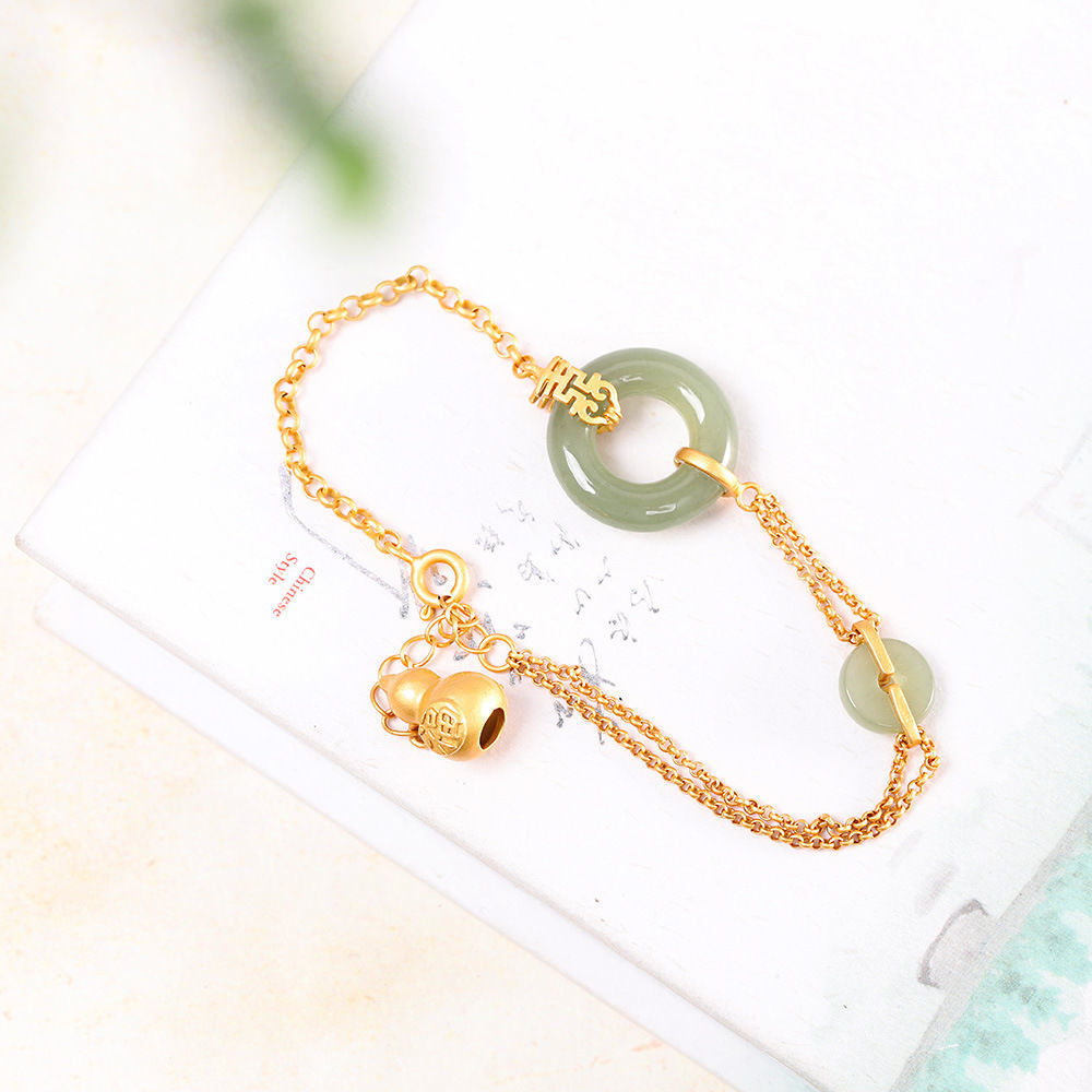 Romantic Silver Bracelet for Special Moments
