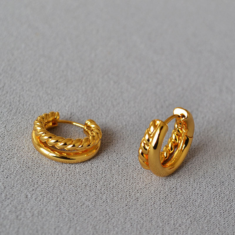 Charming Gold Necklace for Any Occasion