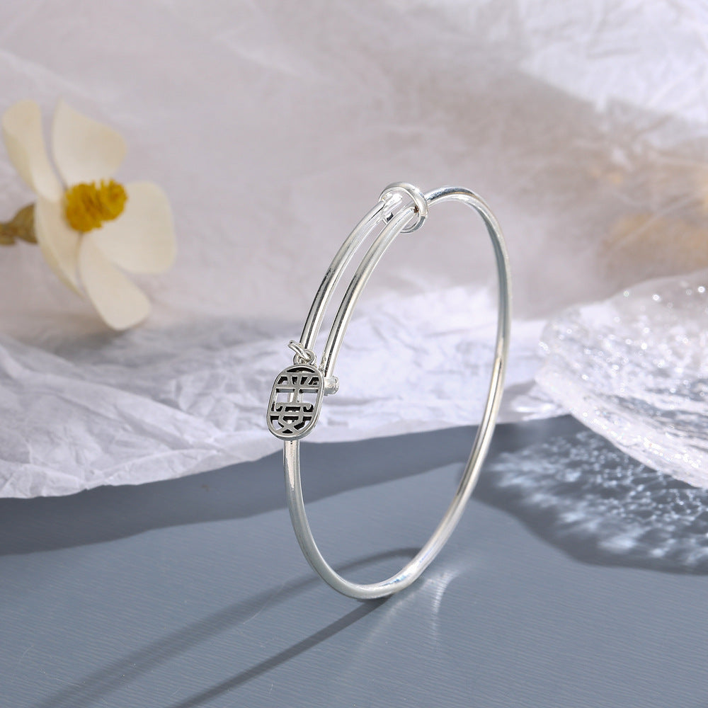 Classic Bracelet with Timeless Appeal