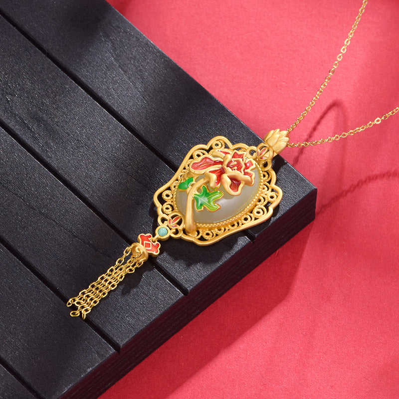 Stunning Silver Necklace for Daily Wear