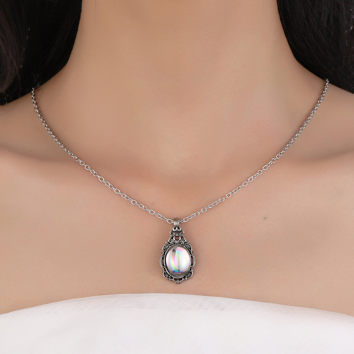 Stunning Necklace for Daily Wear