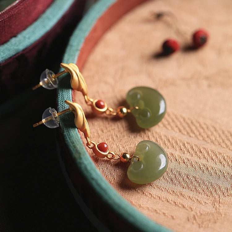 Stunning Gold Earring for Daily Wear