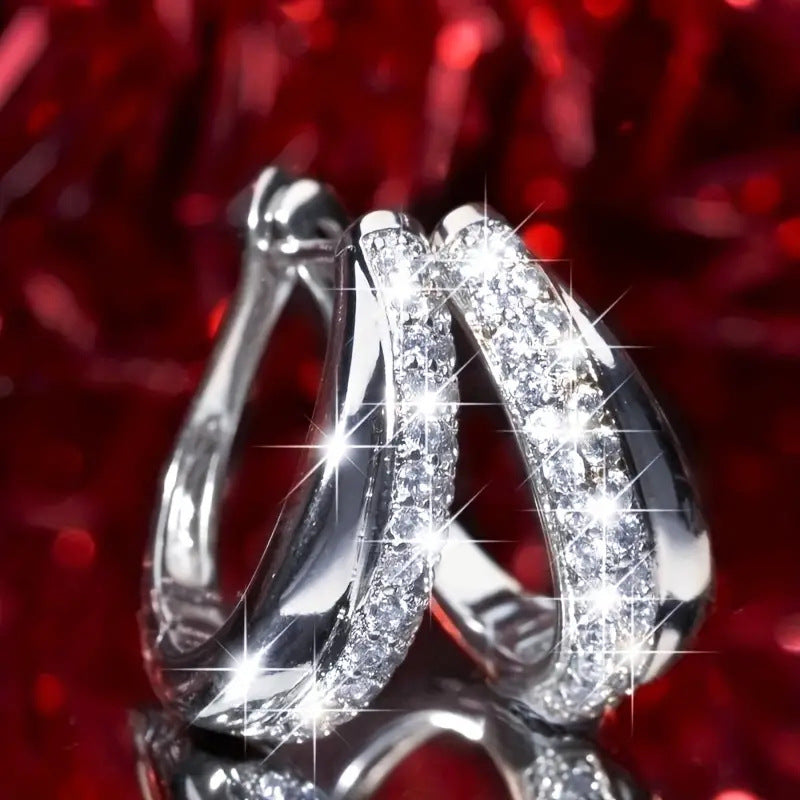 Charming Earring for Any Occasion