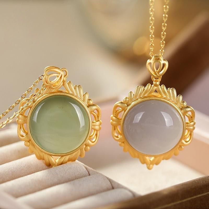 Charming Gold Necklace for Any Occasion