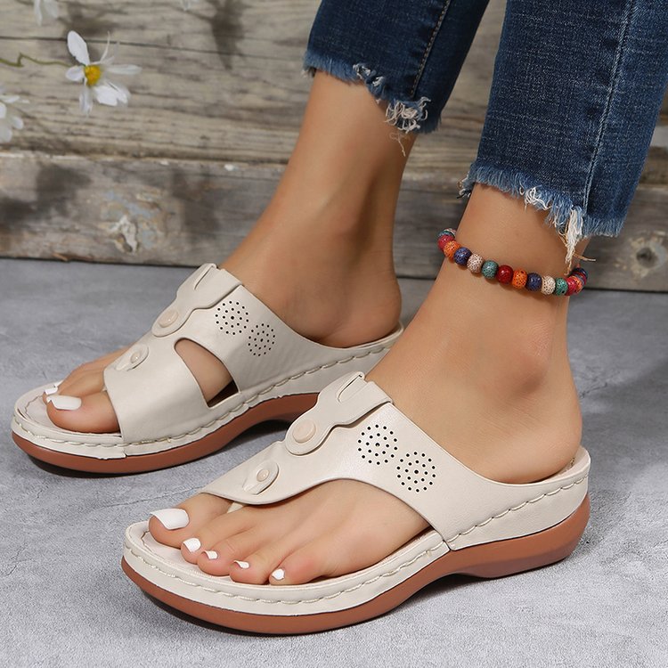 Graceful Orthopedic Sandals for Modern Look