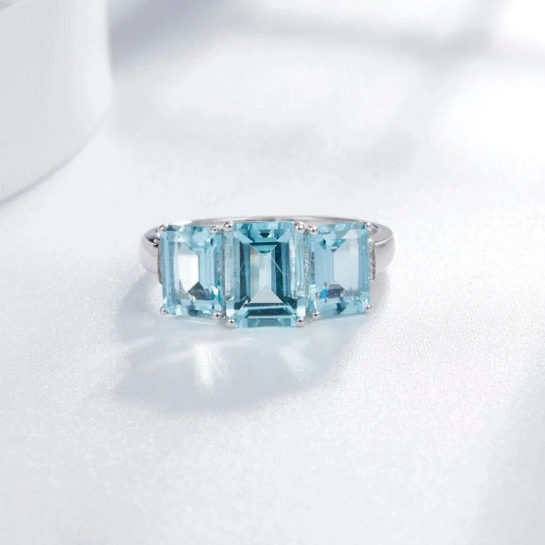 Classic Ring with Timeless Appeal
