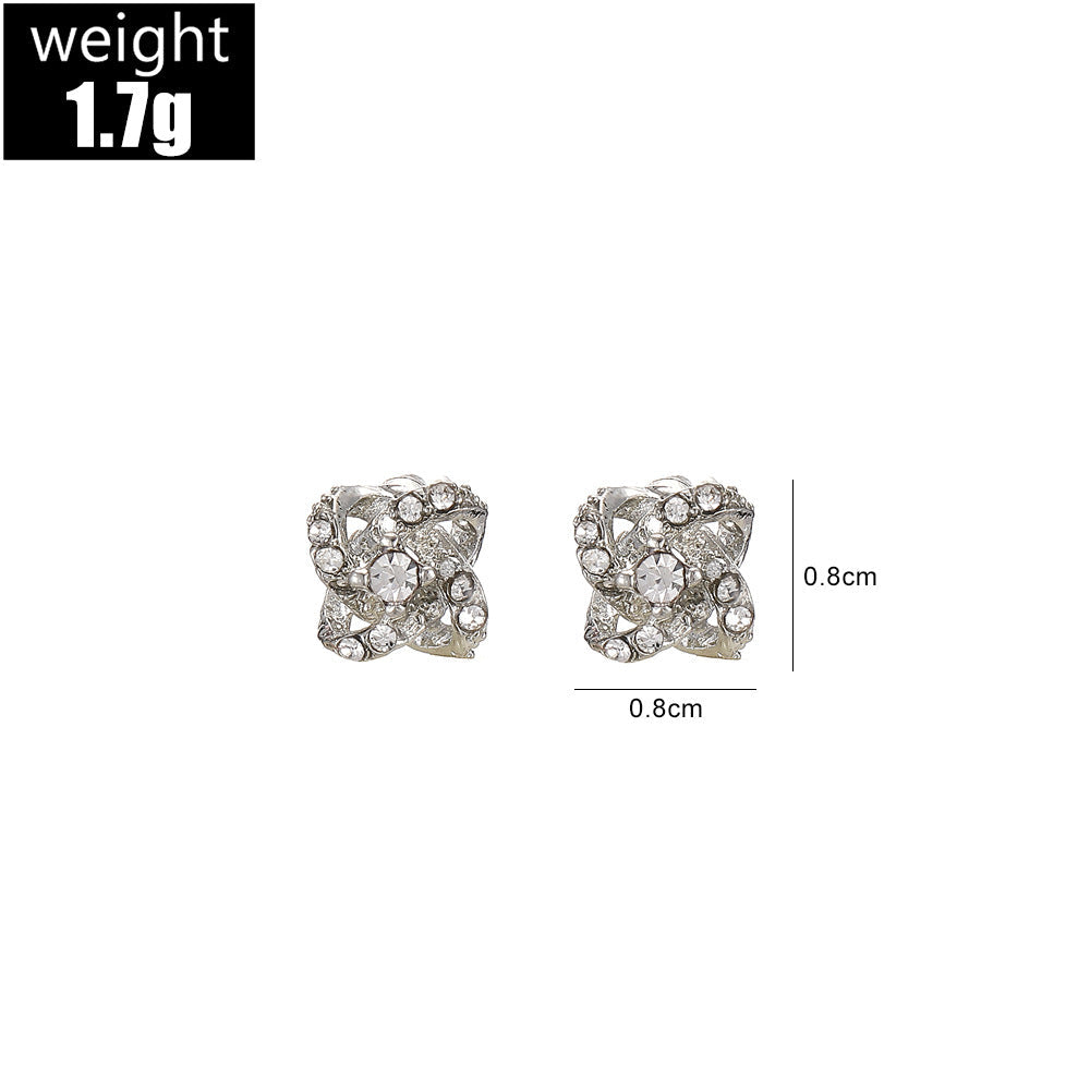 Charming Earring for Any Occasion