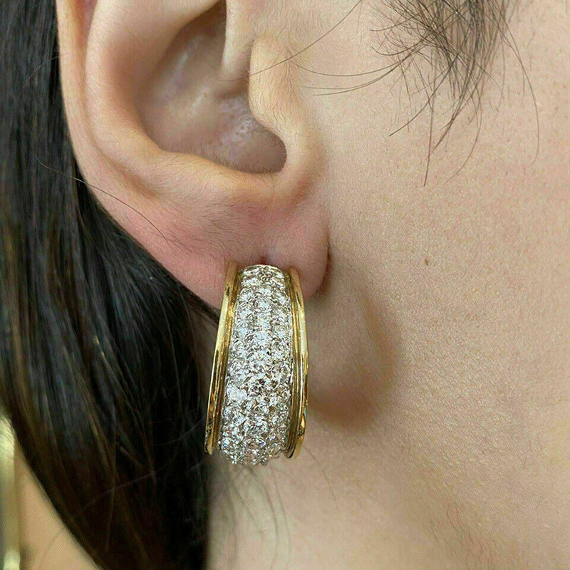 Charming Piece for Any Occasion