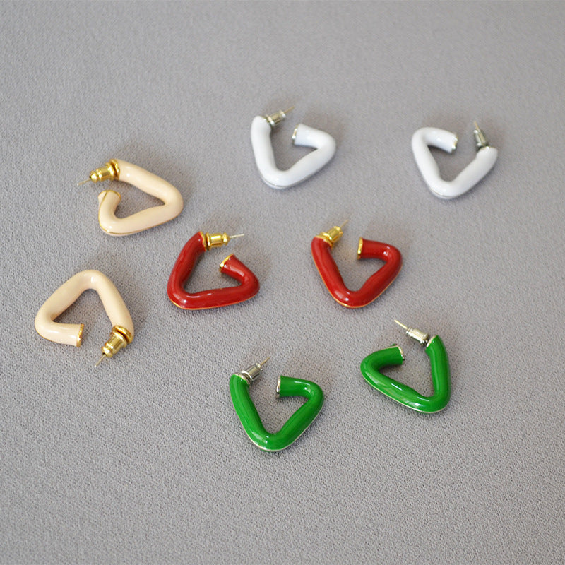 Charming Gold Earring for Any Occasion