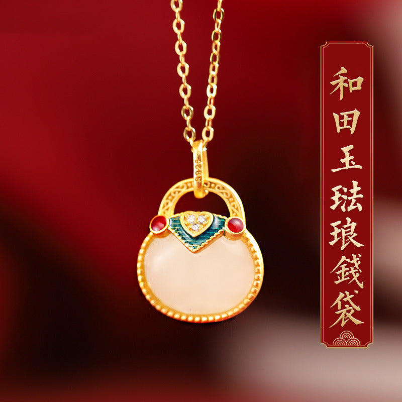 Elegant Gold Necklace for Every Occasion