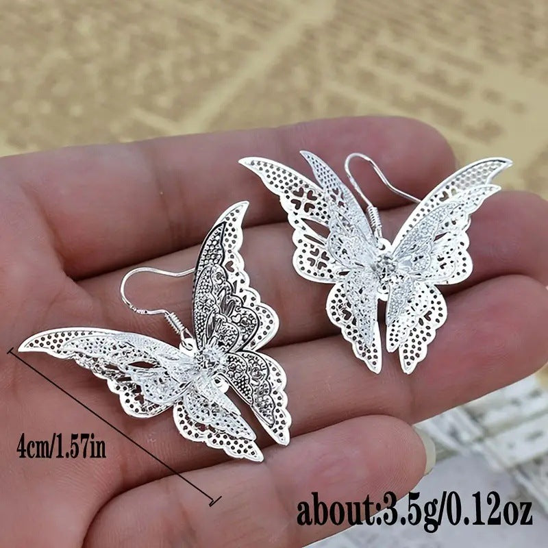 Classic Earring with Timeless Appeal