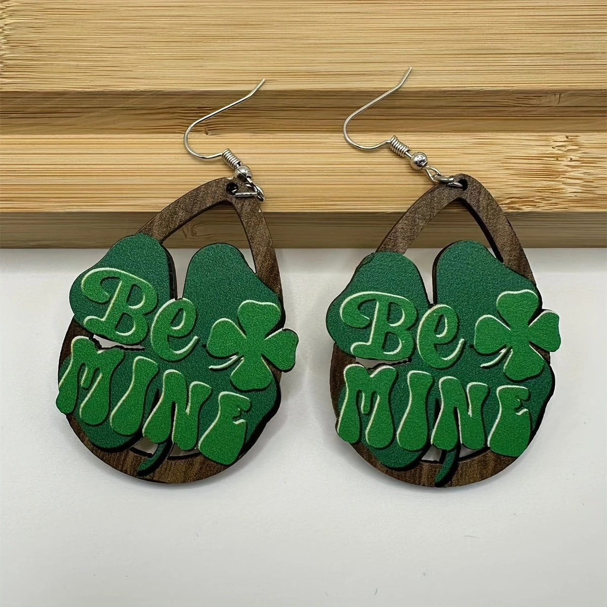Charming Earring for Any Occasion