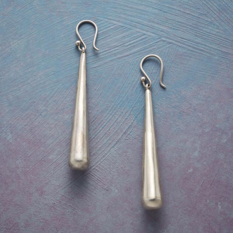 Stunning Pearl Earring for Daily Wear