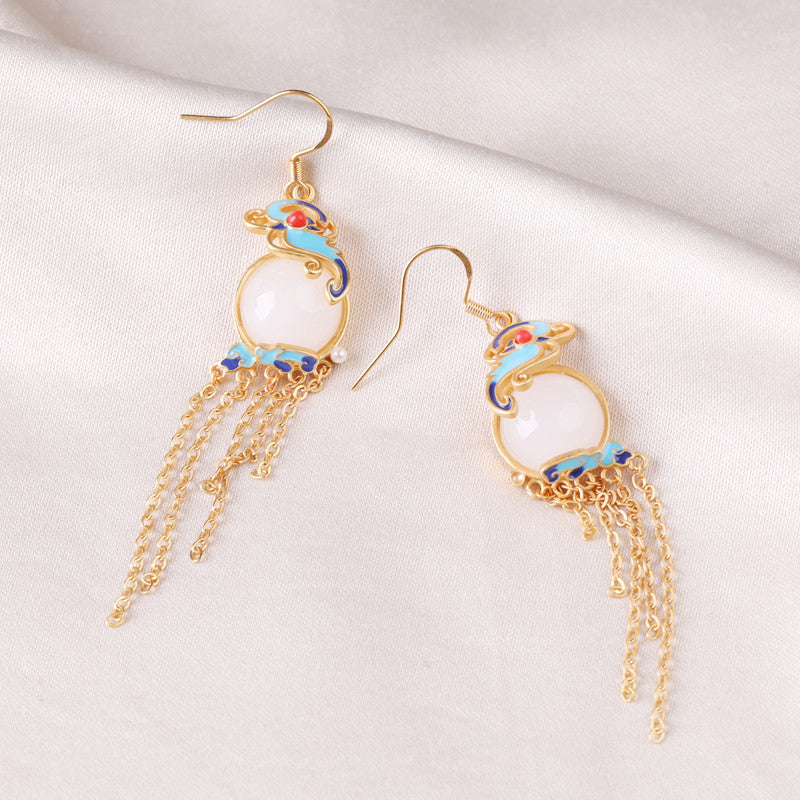 Elegant Silver Earring for Every Occasion